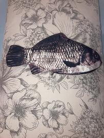 astuccio a forma di pesce