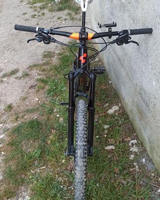Mountain bike biammortizzata Cube