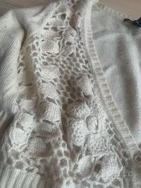 Maglione bianco Mango - Stile romantico con dettag