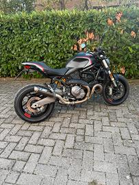 Ducati Monster 821 Stealth