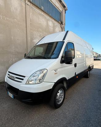 Iveco Daily 35s12 passo lungo tetto alto anno 2008