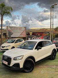 Audi Q2 35 TDI S tronic Business Advanced