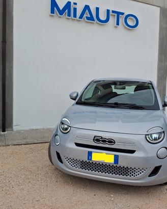 Fiat 500 Berlina Hybrid Torino
