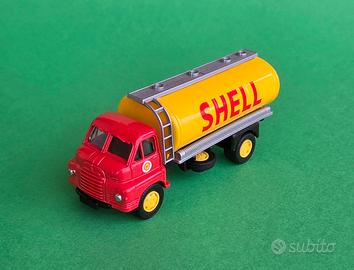 Bedford Cisterna Shell 1959 - Corgi Scala 1/64