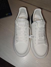 Alexander McQueen taglia 43