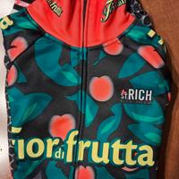 Giacca ciclismo con 3 tasche posteriori tg M 50