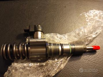 Iniettore DIESEL revisionato codice 03G130073S