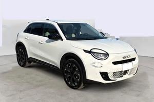 Fiat 600 Hybrid 110 CV DCT MHEV La Prima