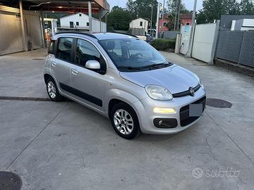 Fiat panda 1.3 mjt lounge S&S 80 cv neopatentati