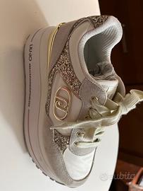 Scarpe liujo