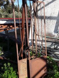 CANCELLO FERRO BATTUTO