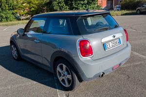 mini Cooper One d