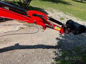 Escavatore HT20