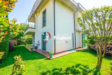 VILLA SINGOLA A 10 MINUTI DA SALO' LIBERA DA SUBI