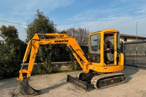 E167 Mini escavatore 30 q Komatsu PC 27 R