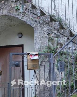 APPARTAMENTO CON ENTRATA INDIPERNDENTE