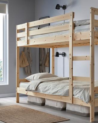 letto a castello con materrassi