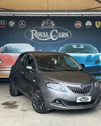 Lancia Ypsilon 1.0 FireFly 5 porte S&S Hybrid Silv