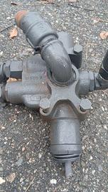 Valvola deviatrice idraulica per ribaltabile TGA