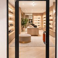 Porta da negozio o ufficio