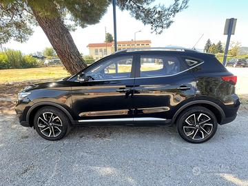 Mg ZS 1.5 luxury. Tagliandata, euro6e PERFETTA