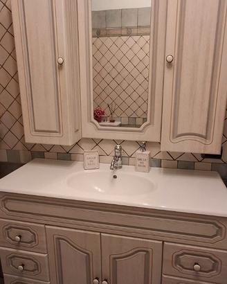 Mobile bagno shabby chic
