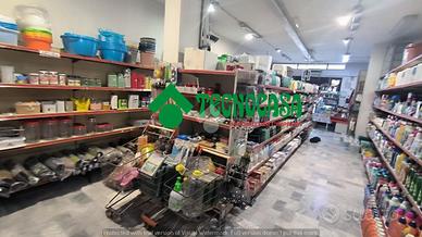 NEGOZIO A MERCOGLIANO
