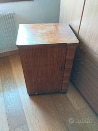 Macchina da cucire Union funzionante