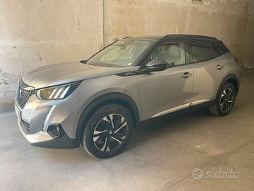 Peugeot 2008 gtline gancio traino 