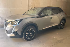 Peugeot 2008 gtline gancio traino 