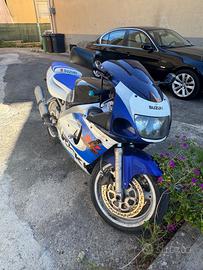 Suzuki GSX R 600 - 1999