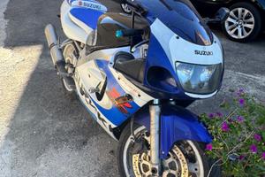 Suzuki GSX R 600 - 1999