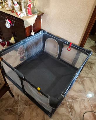 Box 120 cm X 120 cm