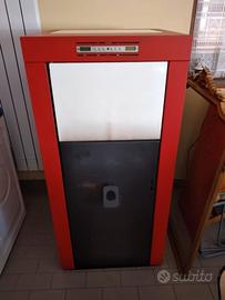 Stufa a pellet Edilkamin modello basic 18kw