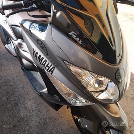 Yamaha tmax 