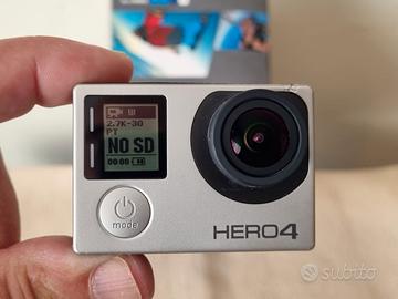 GoPro 4 Hero Silver più accessori