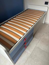 Base letto con cassettiera e materasso