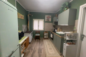 Casa di campagna con terreno attrezzato