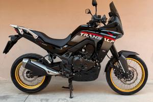 Honda transalp 750 2025