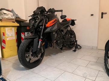 KTM Duke 990 2024