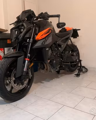 KTM Duke 990 2024