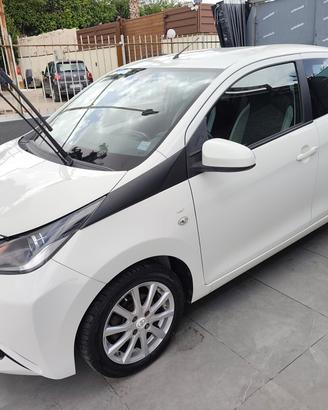 Toyota Aygo 1.0 BENZINA CAMBIO AUTOMATICO MMT