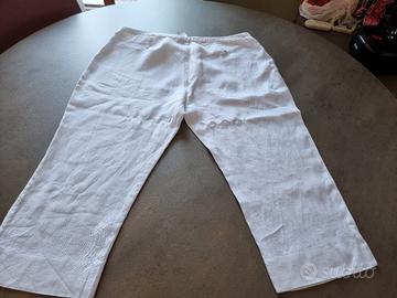 Pantaloni estivi in 100% puro lino.