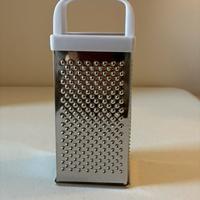 Grattuggia 4 lati diversi