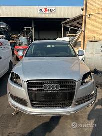 AUDI Q7 3.0 D - ANNO 2006 - PER RICAMBI