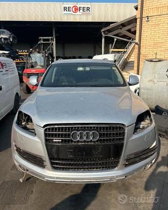 AUDI Q7 3.0 D - ANNO 2006 - PER RICAMBI