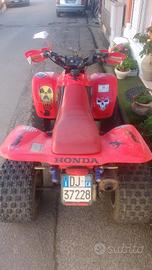 quad Honda trx250