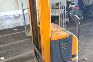 Carrello elevatore elettrico