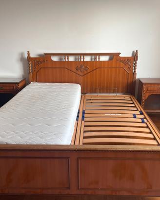 Testiera letto matrimoniale con comodini