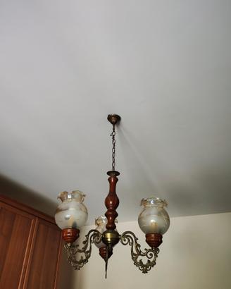 Lampadario stile antico
